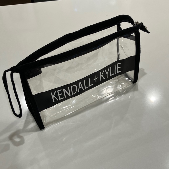 Kendall & Kylie Handbags - Kendall & Kylie Transparent Bag with Black Trim